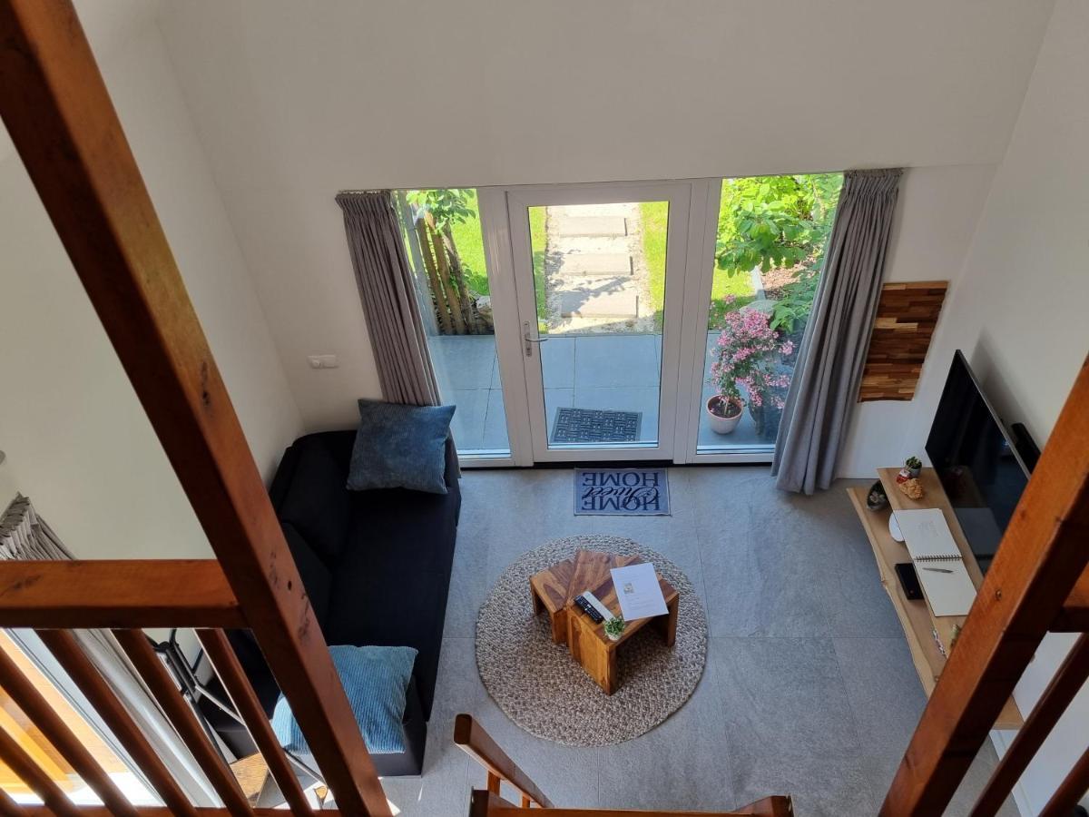 La Vie Est Belle Vlissingen Villa Exteriör bild
